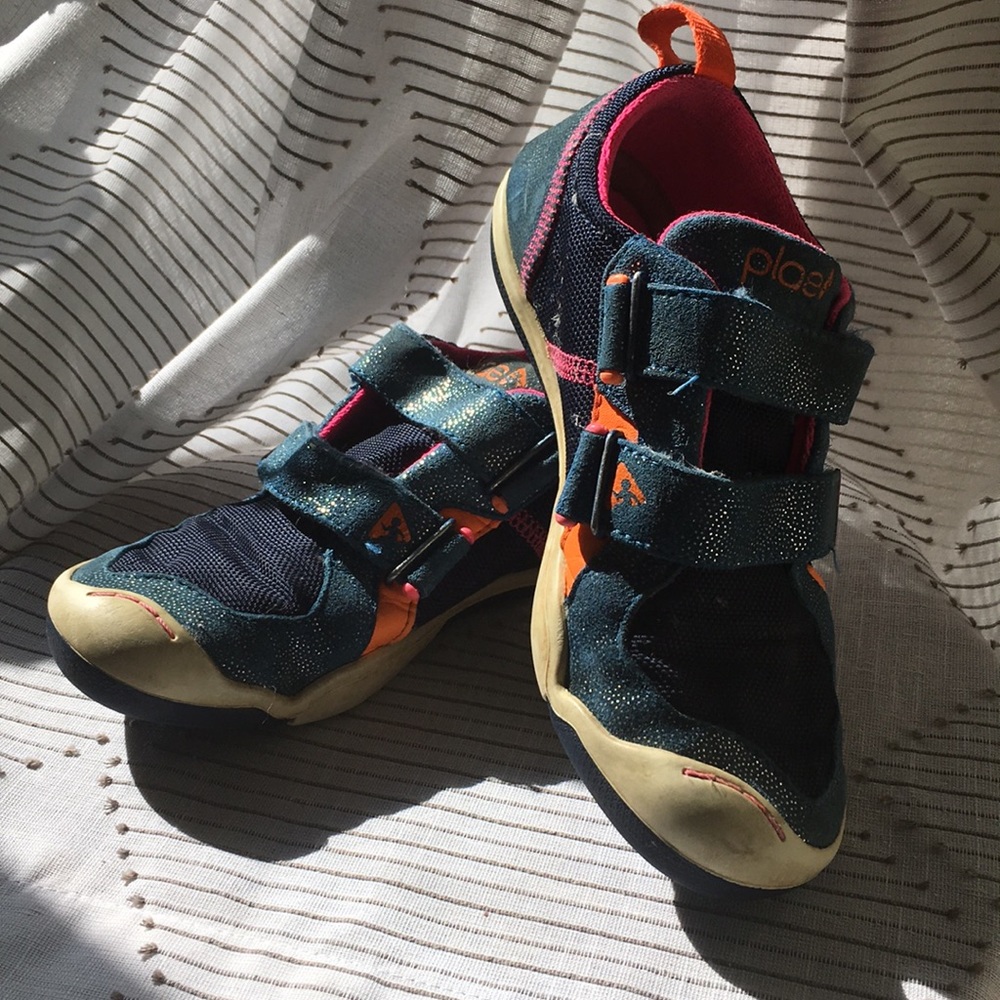 Plae Girls Shoes